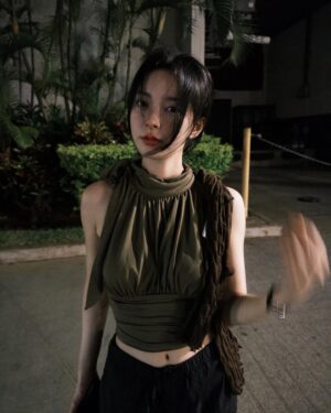Shin Su-hyun Instagram - ✌️