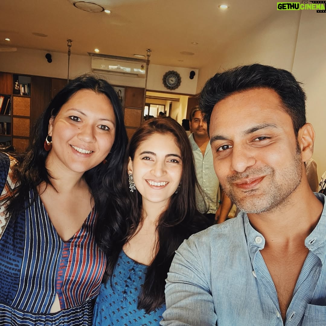 Shivani Raghuvanshi - 7.6K Likes - Yesterday was such a vibe! 🌸✨
The Dupahiya team came together for the most beautiful afternoon, hosted by the amazing @gajrajrao Sir.

Missed capturing a few smiles as they left in Sumadi, but the memories are all here to stay... 
@renukash710 @shrivastavasparsh @iyashpalsharma….and few more 🌻