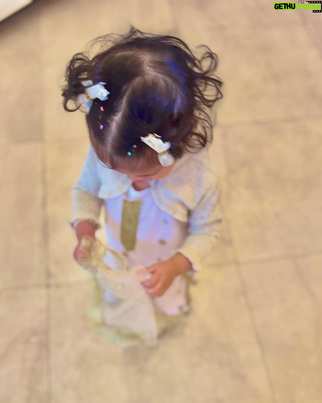 Sidra Batool - 3.8K Likes - A realistic Eid Morning. Eid Mubarak!
Our beautiful outfits are from @lodhisofficial
Ye pal hamain yaad ayenge, jub bache bare hojaenge😪
#eid