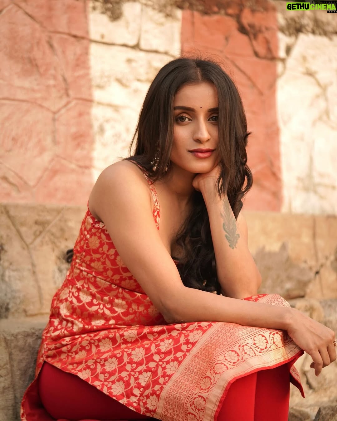Sindhuja Hari - 10K Likes -