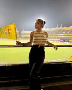 Sindhuja Hari Most Liked Photos and Posts