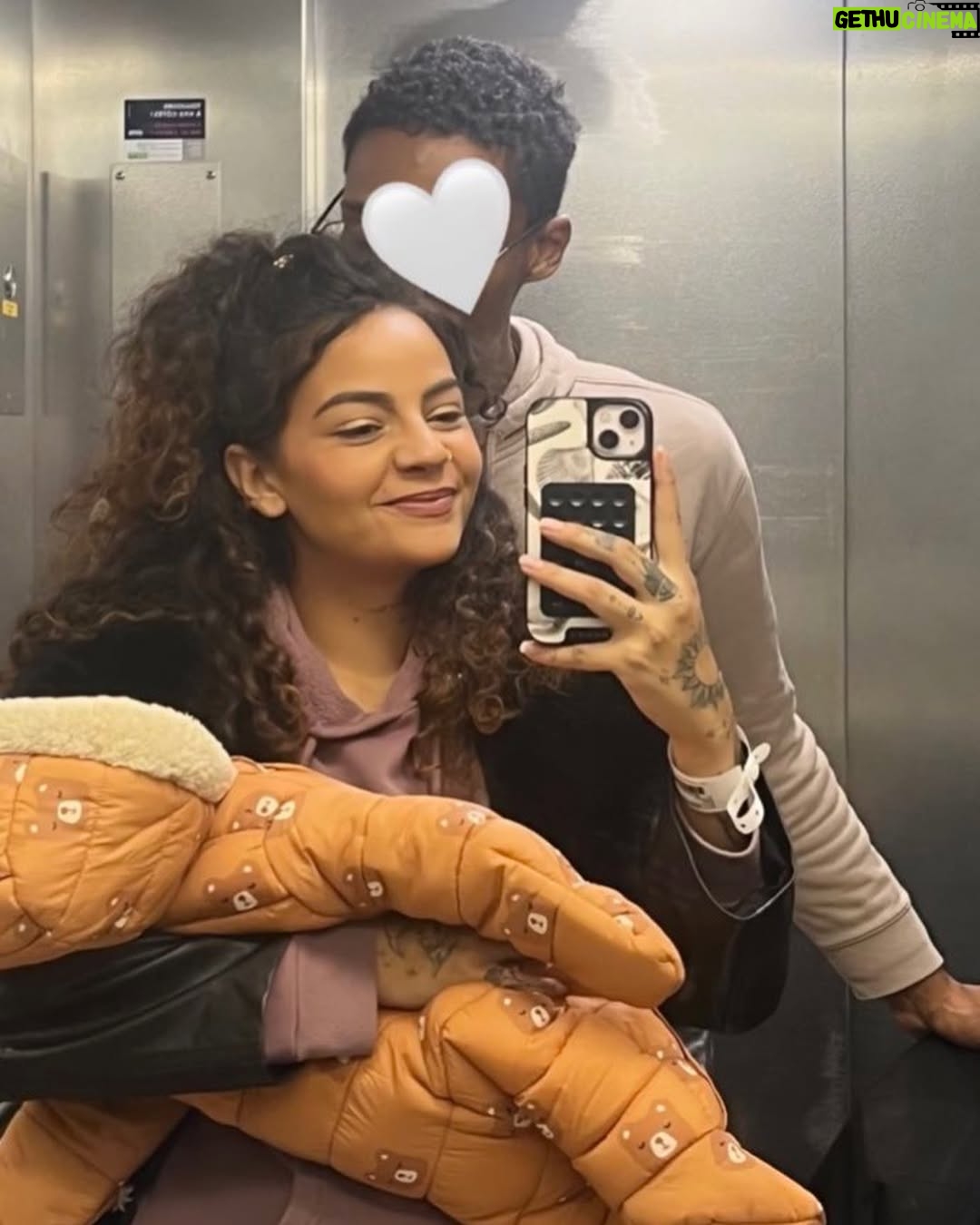 Sindy Michelle Claudia Auvity - 26.4K Likes - Literally ✨ mothering ✨