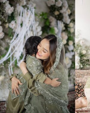 Siti Badriah Instagram - TASYAKURAN 4 BULANAN!! 
Belom punya nama euy baby siapa, dulu xarendul kan baby fruity, ini baby siapa yaa? Ada yang punya ide?? 

Clue: kehamilan sekarang siti ga terlalu suka buah, ga suka makanan apapun. Apa yang masuk keluar lagi. Yang ga keluar lagi cuma cumi cumi, sama jus tomat 🙄
 Kira kira apa yaa?

Thanks to:
Venue: @droyaltaposbogor
EO & planner: @gcwo.id @tw.weddingg
Decor: @tw.weddingg
Attire: @kebaya_mbok_dhe 
Makeup: @nindy.makeupartist 
Stylist: @choisheptia 
Nails: @sarahbeautybar__ 
Carpet: @farahcarpetofficial
MC: @gibran.mc 
Photo & video: @delight_pictures

Hampers:
@tumpengmini
@mydreamgoodies
@beeme.official
@jollytimeindonesia
@onix.id