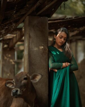 Smeha Manimegalai Instagram - 💚

📸 @frames_by_christo_ 🫶

#smeha