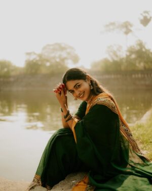 Smeha Manimegalai Instagram - 💚

Pc @its_surean 🫶
Jewel @the_pearl_jewallery 🫶

#smeha