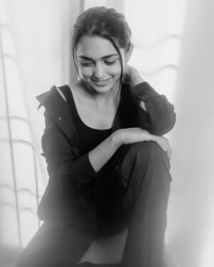 Smeha Manimegalai Instagram - 🩶

📸 @francisxavier_official 

#smeha