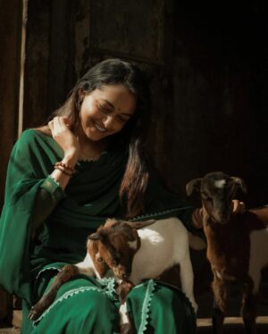 Smeha Manimegalai Instagram - 💚

📸 @frames_by_christo_ 🫶

#smeha