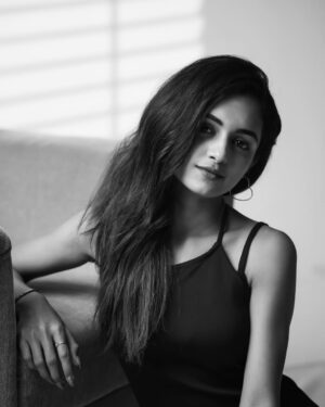 Smeha Manimegalai Instagram - Swipe>>>>🖤

Pg @photopalettestudios 

#smeha