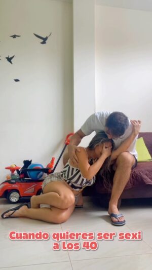 Sofia Caiche Instagram - Como es posible!! 🥹🤣😏🫣
Próximos a mis 44 💞