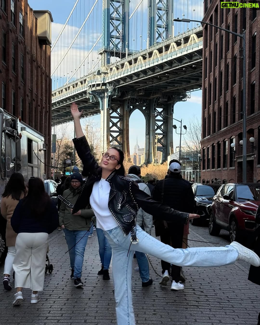 Sofia Nikitchuk - 30.6K Likes - Once upon a time in America 🌕