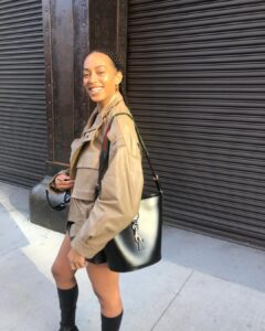 Actress Solange HD Photos and Wallpapers July 2025