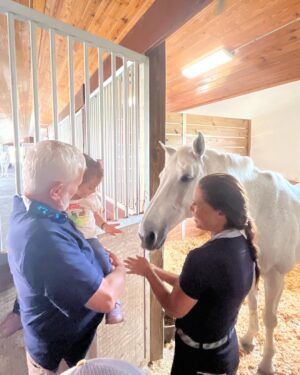 Soledad O'Brien Instagram - Fresh off my redeye from Cali--I got to lead a field trip to the barn!  Feeding the horses was fun--but the chickens were the real draw🔥🔥🔥Thank you @lauriestevens1010 ❤️❤️