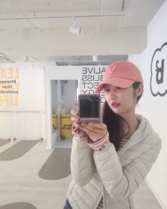 Actress Son Ji-hyun HD Photos and Wallpapers March 2025