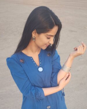 Sonam Lamba Instagram - Designed by- @leena_.11 
Brand- @clothido_