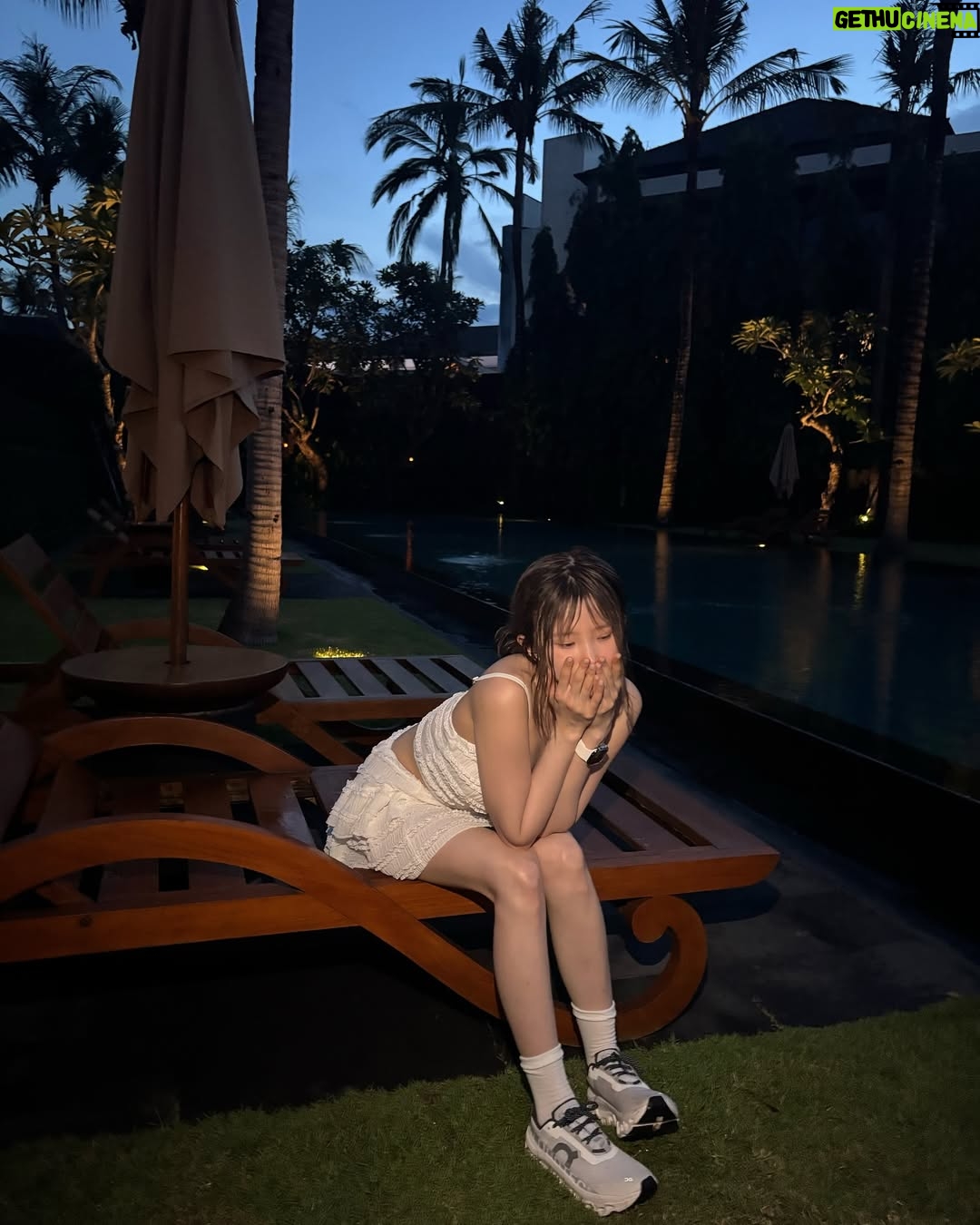 Song Ha-young - 205.5K Likes - 𝙏𝙚𝙧𝙞𝙢𝙖 𝙆𝙖𝙨𝙞𝙝🍬 𝙎𝙖𝙢𝙖-𝙎𝙖𝙢𝙖😛
@theclub.thelegianseminyak