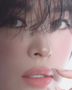 Actress Song Hye-kyo HD Photos and Wallpapers March 2025