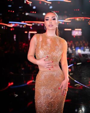 Soni Malaj Instagram - X factor Albania Grand Finale ✨
#mua @ela.pera 
#hair @makeupbysuelacangu 
#dress @mimoza_kadriaj
@klevjan_hoxha_photography