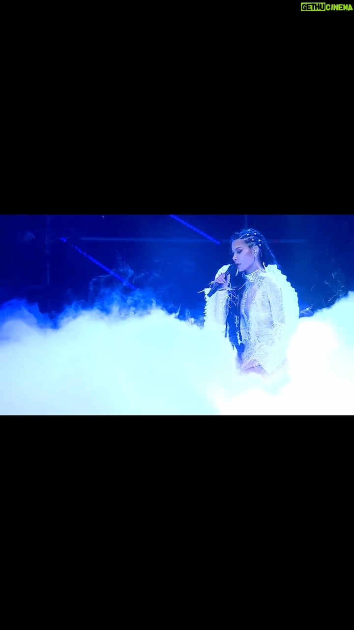 Soni Malaj - 3 Likes - Ju dua ❤️
“Shpirti im binjak” #liveperformance