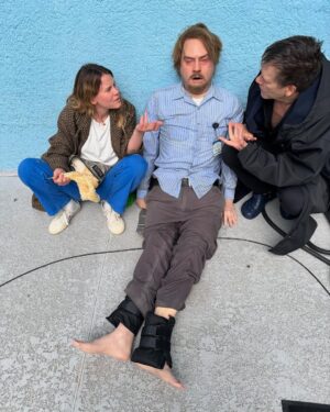 Sosie Bacon Instagram - Shots from visiting dad on the set of  @nowscreamingpv in Georgia. It’s finally out so I can finally share these pants with the world. Go check out THE BONDSMAN on @amazonprime including @svrtcntraclt