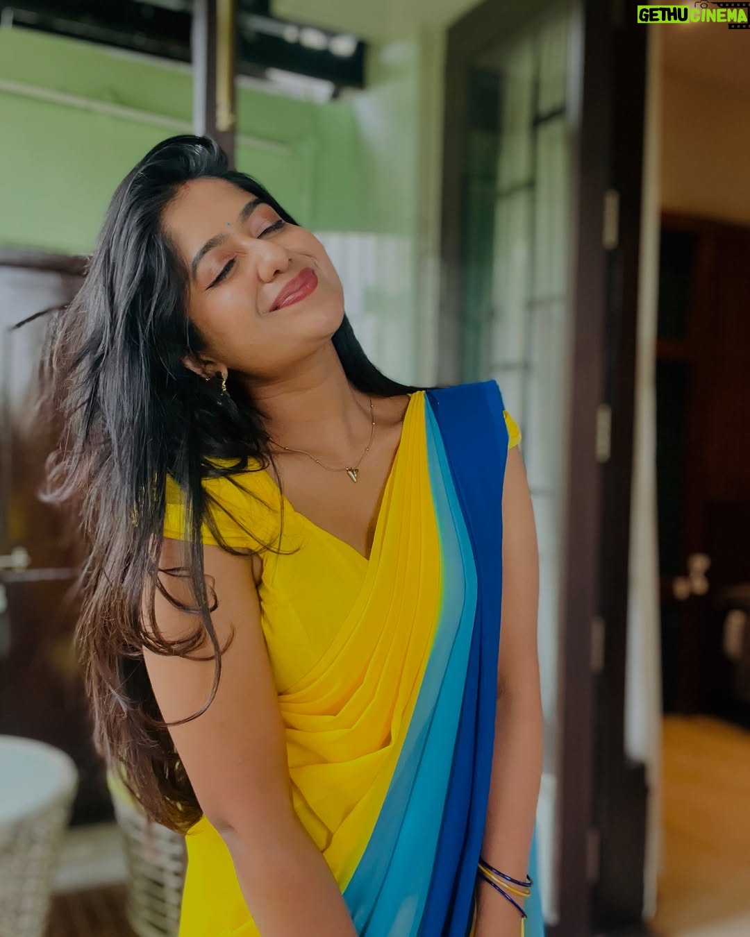 Soundarya Reddy - 40.7K Likes - 💥💫
Saree - @anu_desingers
Blouse - @anu_desingers