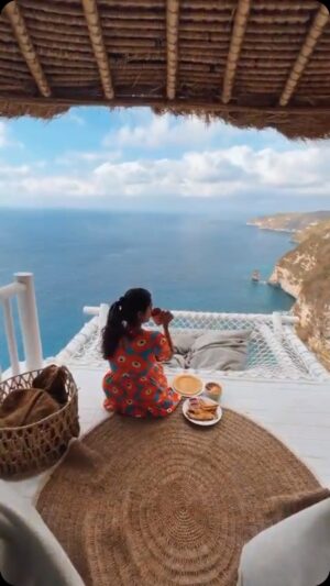 Sowkya Reddy Instagram - Starting the day with this breathtaking cliff view😍 truly a once-in-a-lifetime experience! ✨

📍 Nusa Penida
🏕️ Cliffs Edge @tropicalglamping 
📷 @sowkya.reddy 

#bali #nusapenida #glamping #balilife #balibucketlist #beautifulhotels #airbnb #stayinbali #balitrip #paradise #heavenonearth