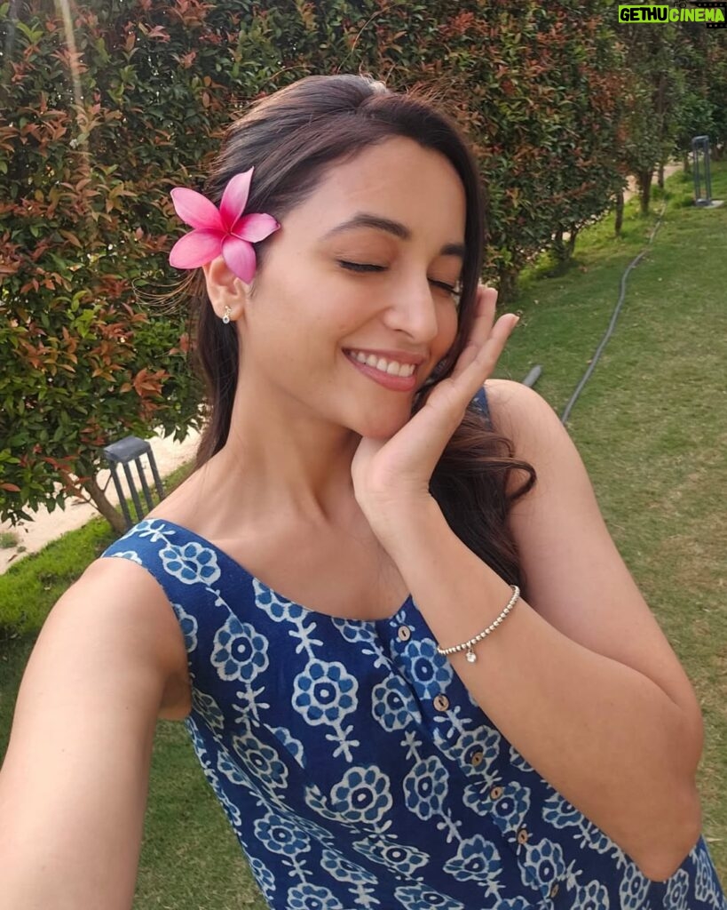 Actress Srinidhi Ramesh Shetty HD Photos and Wallpapers March 2025 ...