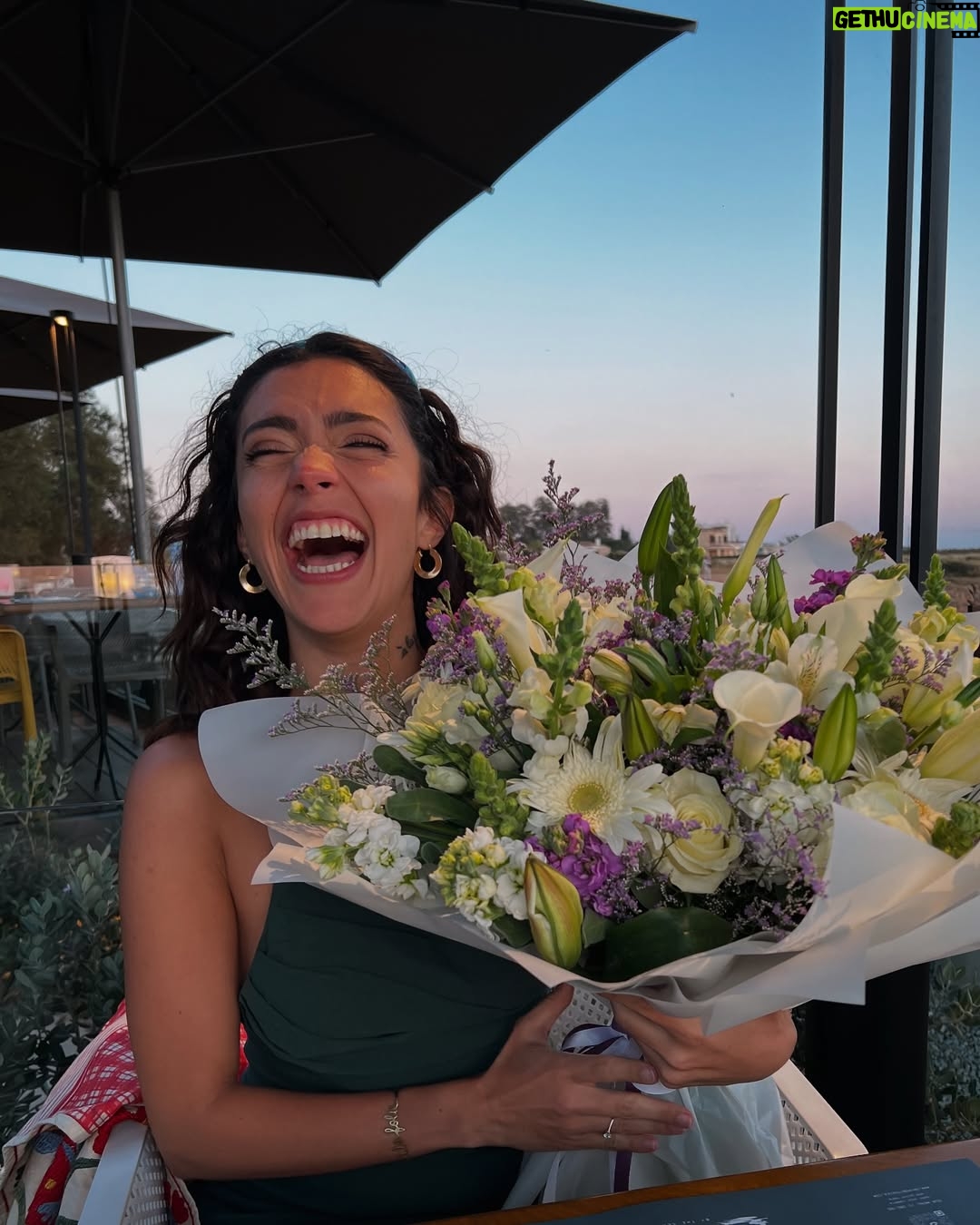 Stephanie Atala - 150.8K Likes - Forever valentine š
@zefmusic