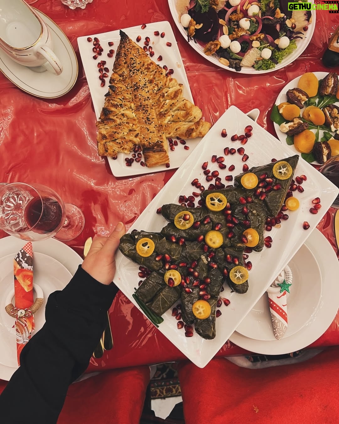Stephanie Atala - 109.2K Likes - Noel š
š¼