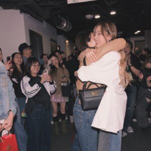 Stephy Tang Lai-Yan Instagram - 人生匆匆有很多不同的過客
所以我們要珍惜一直陪伴在身邊的人
還有無條件支持與幫助你的人
更要珍惜同樣珍惜你的人☺️
感恩所有的陪伴與幫助❤️ 
感恩我的老師們幫助我讓我成為更好的自己🙏🏻

☺️Vocal coach : Christine Samson @chrissamhk 

😙Performance Coach: Yoroko Chan @yorokochan

🥰 @stephyfantasia 

😍 @ngk @angela__au @mikiyeung @elaineho422 @gloriasychan @dr.harttherapy 

😌Personal trainers : @michaellius @befit247.happyvalley (圖6見肌肉😌）

大會攝影：
Catherine @locatherine112

後台攝影師：
Tammy Wong @tamarart

最後還想特別鳴謝 @hinscheung 
除左佢隻碗每晚都陪我show前食飽飽之外😆
這次他給了我很多的支持， 還分享了很多他的經驗給我，
多謝你🥰