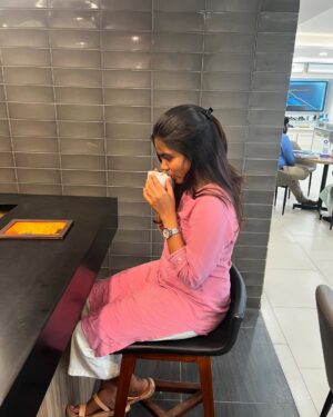Suba Priya Arasarathinam Instagram - Steeped in happiness and sprinkled with tea puns ♥️
Swipe to check my third picture ✨