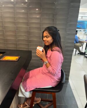 Suba Priya Arasarathinam Instagram - Steeped in happiness and sprinkled with tea puns ♥️
Swipe to check my third picture ✨