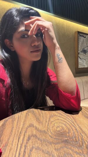 SubhaLakshmi R Instagram - Epdi😉 epdi!!! Apdi apdi😌🤙♥️✨

#insta#réel#mallugram#kerala#instagood#reelitfeelit#feelkaroreelkaro#viral#trending#tamilsong#subinairr#fyp  @subi_nairr