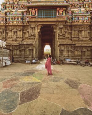 SubhaLakshmi R Instagram - 🔱Those who Believe📿They Receive💙✨

📝14.02.2025

#tenkasi#shivan#temple#photooftheday#costume#love#subinairr#kerala#instalike