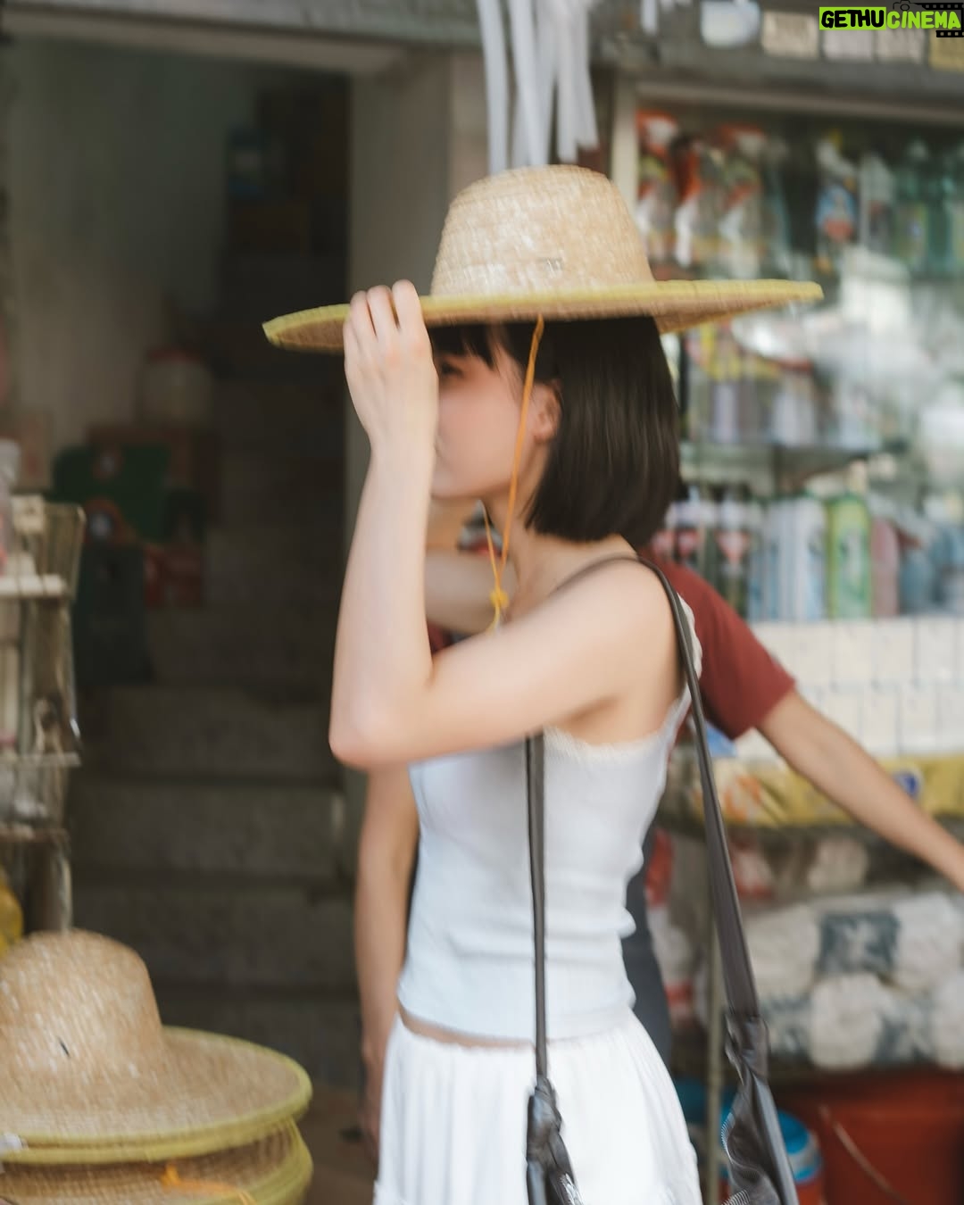 Suey Kwok - 7.2K Likes - 搬進西貢半年 終於在閒日走走逛逛
人不多 天氣好 ☀️☀️☀️
比我想像中更多咖啡店~~