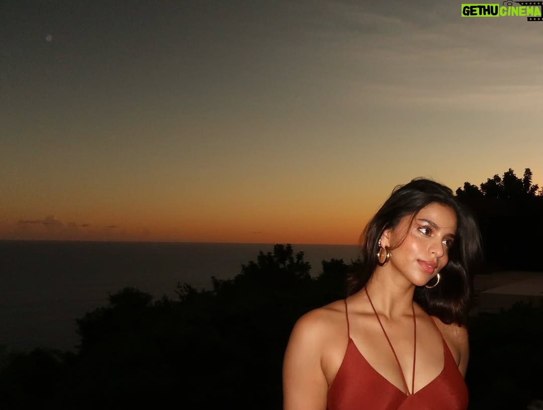 Suhana Khan - 865.8K Likes - To sum it up 🐒 @jasminemarchio