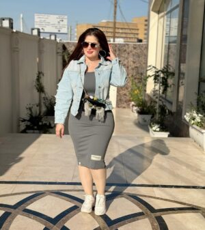 Sulaf Jalil Instagram - الانثى مخلوق نصها عاطفه ونصها الثاني عاصفه فلا تزعج العواطف حتى لاطيرك العواصف😉