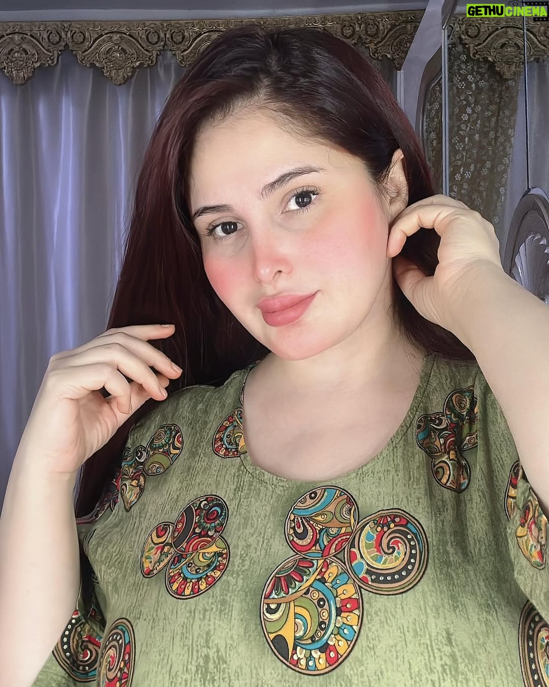 Sulaf Jalil - 80.6K Likes - تصبحون على خير..ويارب تحققون كل الي تردونه ويشفى كل مريض ويفرج كل مهموم ويرجع كل غايب ويرزقكم بكل خطوه سلامة .. گولو امييييين 🙏