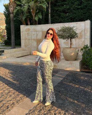 Sulaf Jalil Instagram - عيد حب حلو عليكم❤️