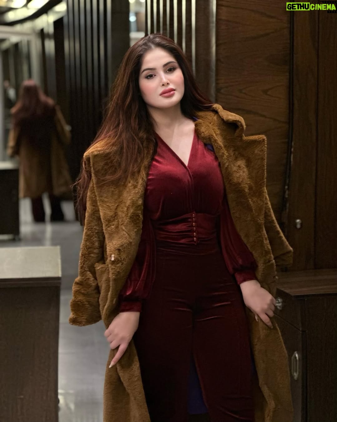 Sulaf Jalil - 104.9K Likes - هل شخصية المرأة القوية تأثر على المجتمع واكثر شخصية تحبوها بالمرأة القوية لو العاطفيه النرجسية ؟