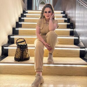 Sulaf Jalil Instagram - كل عام وانتم بالف خير ❤️