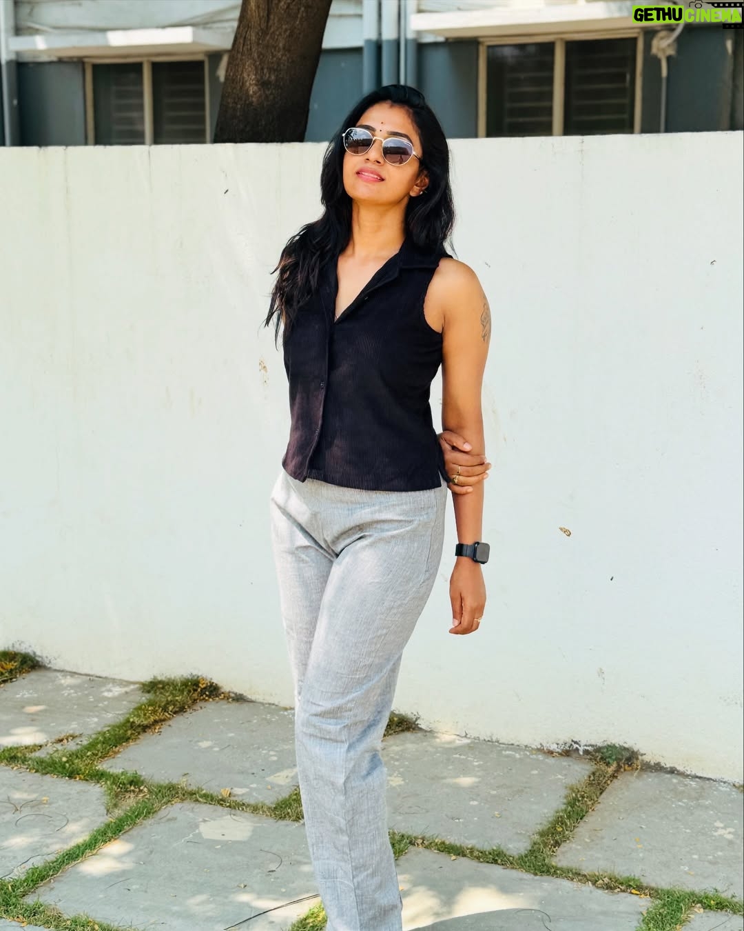 Sunitha Srinivasan - 3.9K Likes - @the.artisantouch
**”Absolutely in love with this outfit ! The fit, fabric, and details are perfection—such a stunning, unique piece. Thank you for creating something so special!”**