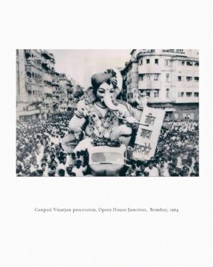 Supriya Pilgaonkar Instagram - The world pauses to dance together, to pray together, to celebrate together. The dhol beats echo unity, the chants of ‘Ganpati Bappa Morya’ dissolve differences. And when Visarjan arrives, we don’t bid him farewell—we promise to welcome him again, together, next year.

Because Ganesha is more than a god—he is a feeling, a festival, a force that binds us all.

𝐔 𝐍 𝐕 𝐄 𝐈 𝐋 𝐈 𝐍 𝐆
𝐉𝐮𝐥𝐨𝐨𝐬 • जुलूस • جلوس

Featured: @shriya.pilgaonkar
@supriyapilgaonkar
Story, concept & direction: @karantorani 
Image courtesy @vanshvirmani
Styling, casting @jahnvibansal
Jewellery @shriparamanijewels
Assistant director @asmipradeep
Hair & Makeup @Bkccad @samanthakochharr
Set Design & execution @thea3project @ambitrix
Floral design partners @blacktulipflowers_india

#ToraniIndia #Juloos #GaneshChaturthi #CelebratingIndia