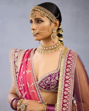 Supriya Pilgaonkar Instagram - @supriyapilgaonkar & @shriya.pilgaonkar ~ playing the muses of Maharashtra in Juloos.

A sunset is nature’s most effortless masterpiece—colors melting into one another, painting the sky like an artist’s final stroke. And what is fashion, if not an extension of this artistry? Featured here is our Saroj lehenga & Sari draped in the hues of dusk, capture the poetry of a setting sun—An ombré of saffron, blush, and deep amber embroidered in the finest of Zardosi and doriya hand embroidered on pure raw silk. 
 

𝐔 𝐍 𝐕 𝐄 𝐈 𝐋 𝐈 𝐍 𝐆
𝐉𝐮𝐥𝐨𝐨𝐬 • जुलूस • جلوس

Story, concept & direction: @karantorani 
Image courtesy @vanshVirmani 
Styling, casting @jahnvibansal
Jewellery @shriparamanijewels
Assistant director @asmipradeep
Hair & Makeup @Bkccad @samanthakochharr
Set Design & execution @thea3project @ambitrix
Floral design partners @blacktulipflowers_india

#ToraniIndia #Juloos #GaneshChaturthi #CelebratingIndia