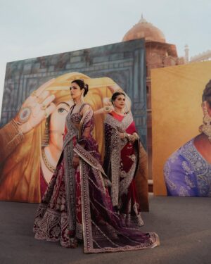 Supriya Pilgaonkar Instagram - @supriyapilgaonkar & @shriya.pilgaonkar ~ playing the muses of Maharashtra in Juloos.

A sunset is nature’s most effortless masterpiece—colors melting into one another, painting the sky like an artist’s final stroke. And what is fashion, if not an extension of this artistry? Featured here is our Saroj lehenga & Sari draped in the hues of dusk, capture the poetry of a setting sun—An ombré of saffron, blush, and deep amber embroidered in the finest of Zardosi and doriya hand embroidered on pure raw silk. 
 

𝐔 𝐍 𝐕 𝐄 𝐈 𝐋 𝐈 𝐍 𝐆
𝐉𝐮𝐥𝐨𝐨𝐬 • जुलूस • جلوس

Story, concept & direction: @karantorani 
Image courtesy @vanshVirmani 
Styling, casting @jahnvibansal
Jewellery @shriparamanijewels
Assistant director @asmipradeep
Hair & Makeup @Bkccad @samanthakochharr
Set Design & execution @thea3project @ambitrix
Floral design partners @blacktulipflowers_india

#ToraniIndia #Juloos #GaneshChaturthi #CelebratingIndia