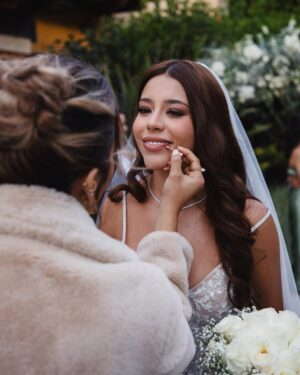 Sury Sadai Instagram - Mis damas 👰🏼❤️💍 mis dos amigas bellas y mis dos primas bellas 🤍 las amo a cada una de ustedes que me acompañaron en este proceso 📸 @im.diamo