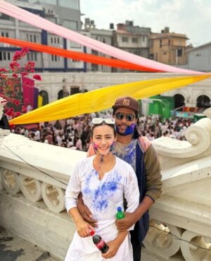 Swastima Khadka Instagram - Hope you all had a wonderful holi. Live life in your own colors and shine bright. 🎉
