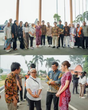 Syifa Hadju Instagram - Alhamdulillah, hari ini aku bersama dengan teman-teman influencer yang lain berkesempatan menghadiri pelepasan bantuan kemanusiaan oleh Kementerian Luar Negeri untuk saudara-saudari kita yang berada di Gaza,Palestina.
Pelepasan ini di resmikan oleh Bapak Presiden Joko Widodo @jokowi ,  Bapak Prabowo Subianto @prabowo selaku Menteri Pertahanan , dan juga Ibu Retno @retno_marsudi selaku Menteri Luar Negeri beserta jajaran lainnya.
Seperti apa yang Pak Jokowi sampaikan di pidatonya barusan, “Indonesia akan terus bersama perjuangan bangsa Palestina”.
Semoga penyaluran bantuan tahap pertama ini akan menjadi gerbang pembuka bagi bantuan lainnya dari masyarakat Indonesia untuk Gaza.
Dari total 51,5 ton bantuan tadi, beberapa diantaranya adalah hasil dari donasi yang diadakan oleh aku dan juga teman-teman influencer lain melalui platform @kitabisacom , tentunya semua ini tidak mungkin terwujud tanpa adanya bantuan donasi dari teman-teman semua.
Jadi, terima kasih banyak orang-orang baik! Semoga perjuangan kita untuk Gaza bisa membuahkan hasil yang baik dan juga bisa bermanfaat untuk semua saudara kita yang berada disana.
Kalian masih bisa untuk terus berdonasi melalui link KitaBisa yang ada di bio Instagramku!❤️