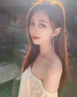 Sylvia Hsieh Instagram - 祝我生日快樂🎂
謝謝大家🥰