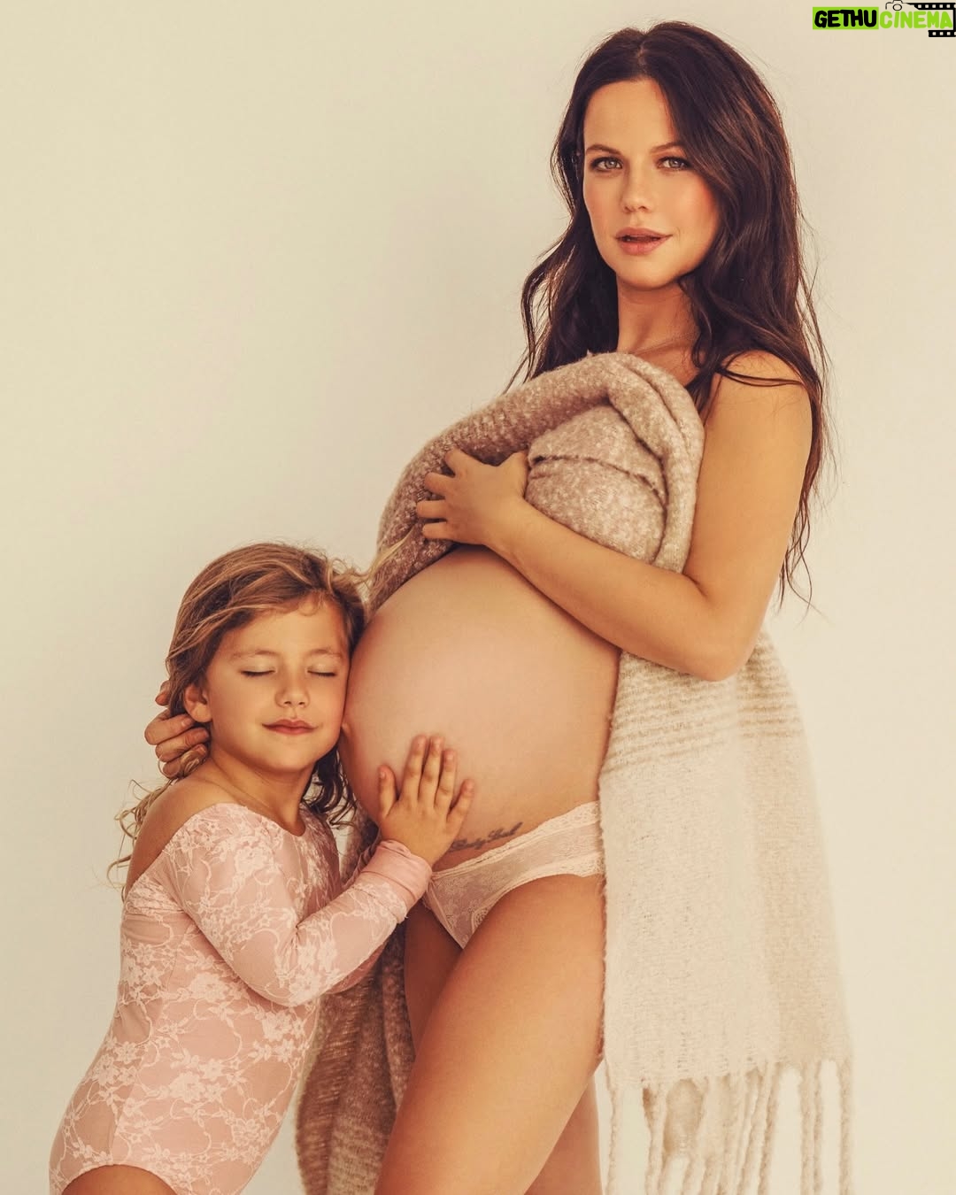 Tammin Sursok - 13.2K Likes - WHAT’S THE GREATEST LESSON
A WOMAN SHOULD LEARN?
THAT SINCE DAY ONE, SHE’S ALREADY HAD EVERYTHING
SHE NEEDS WITHIN HERSELF.
IT’S THE WORLD THAT
CONVINCED HER SHE DID NOT.
To all the strong women out there. May we know them, may we raise them, may we be them…
Happy #internationalwomensday