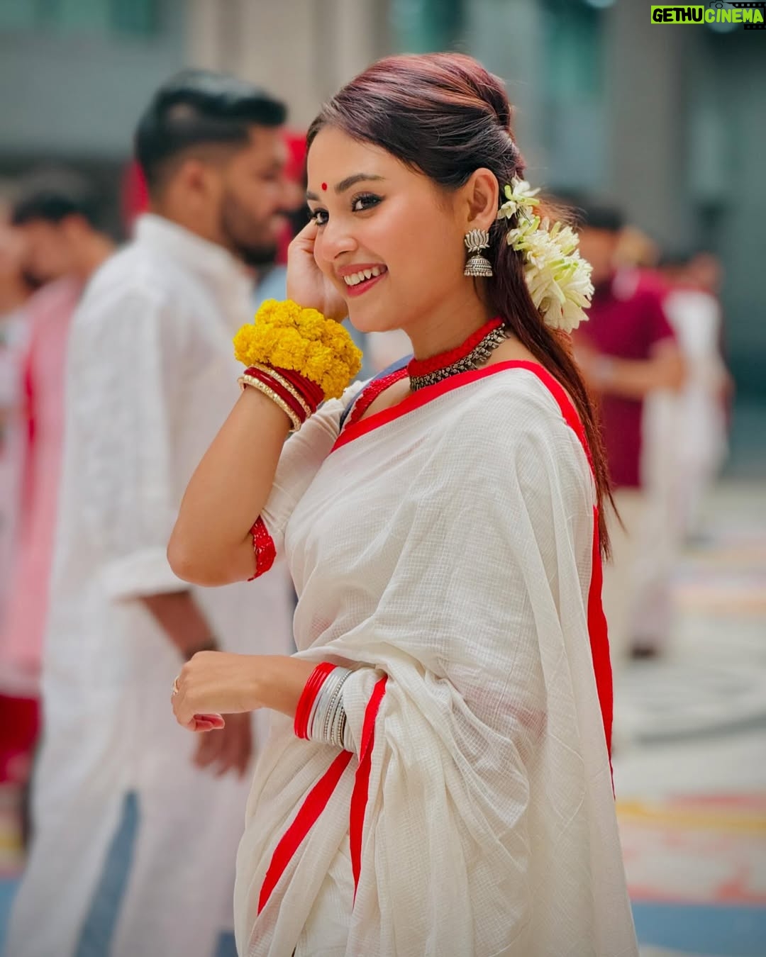 Tanjim Saiyara Totini - 85.5K Likes - শুভ নববর্ষ ♥️
📸: @gng_by_youshra